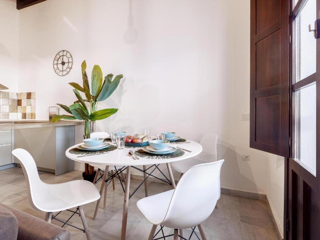 Terraza De Triana Apartment Sevilla Bagian luar foto