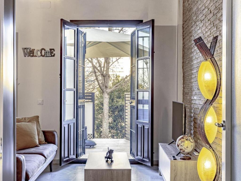 Terraza De Triana Apartment Sevilla Bagian luar foto